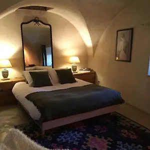https://la-suite-lou.fr-provencehotel.com